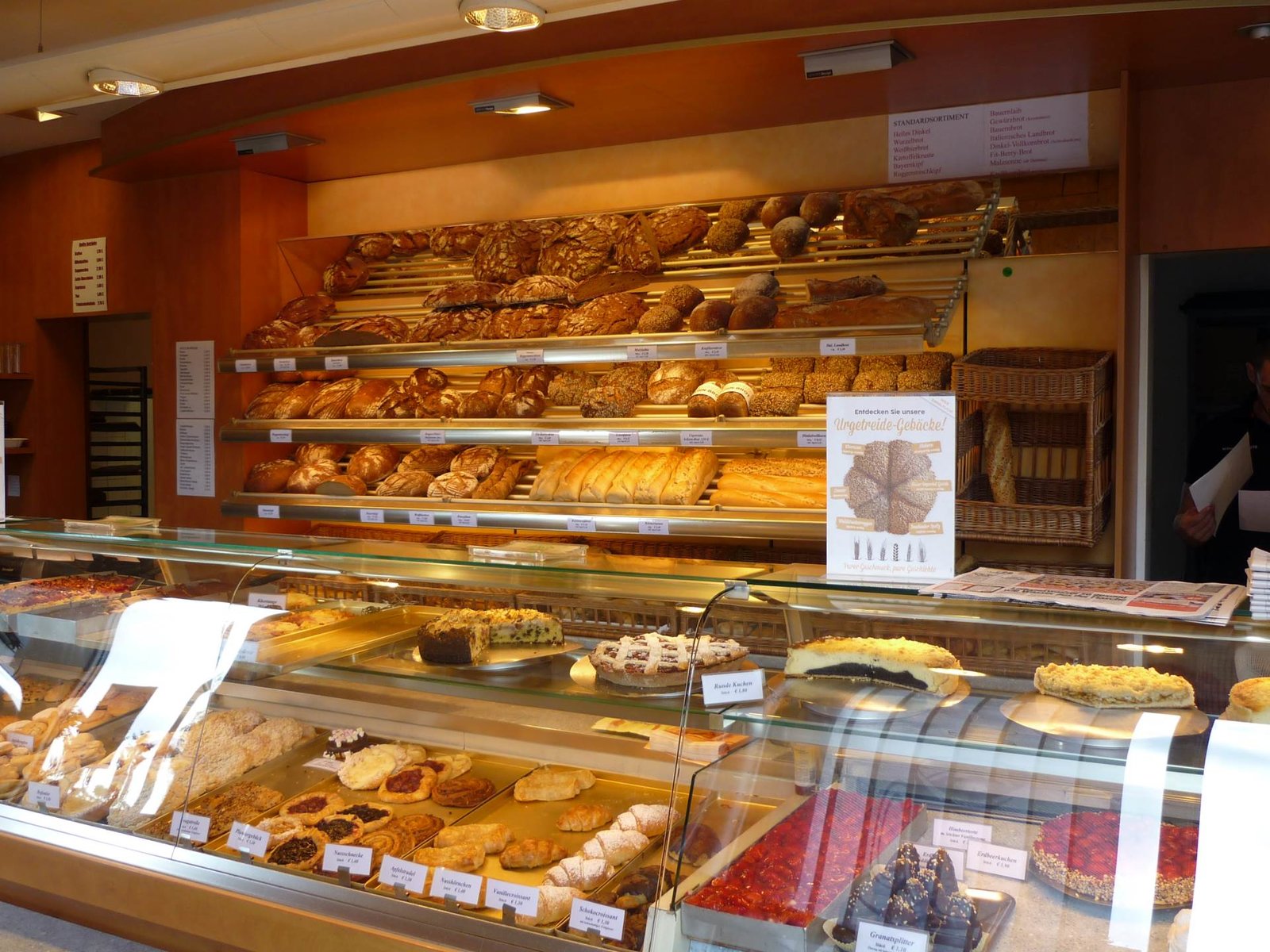 Angebot in der Bäckerei Konditorei Döllner